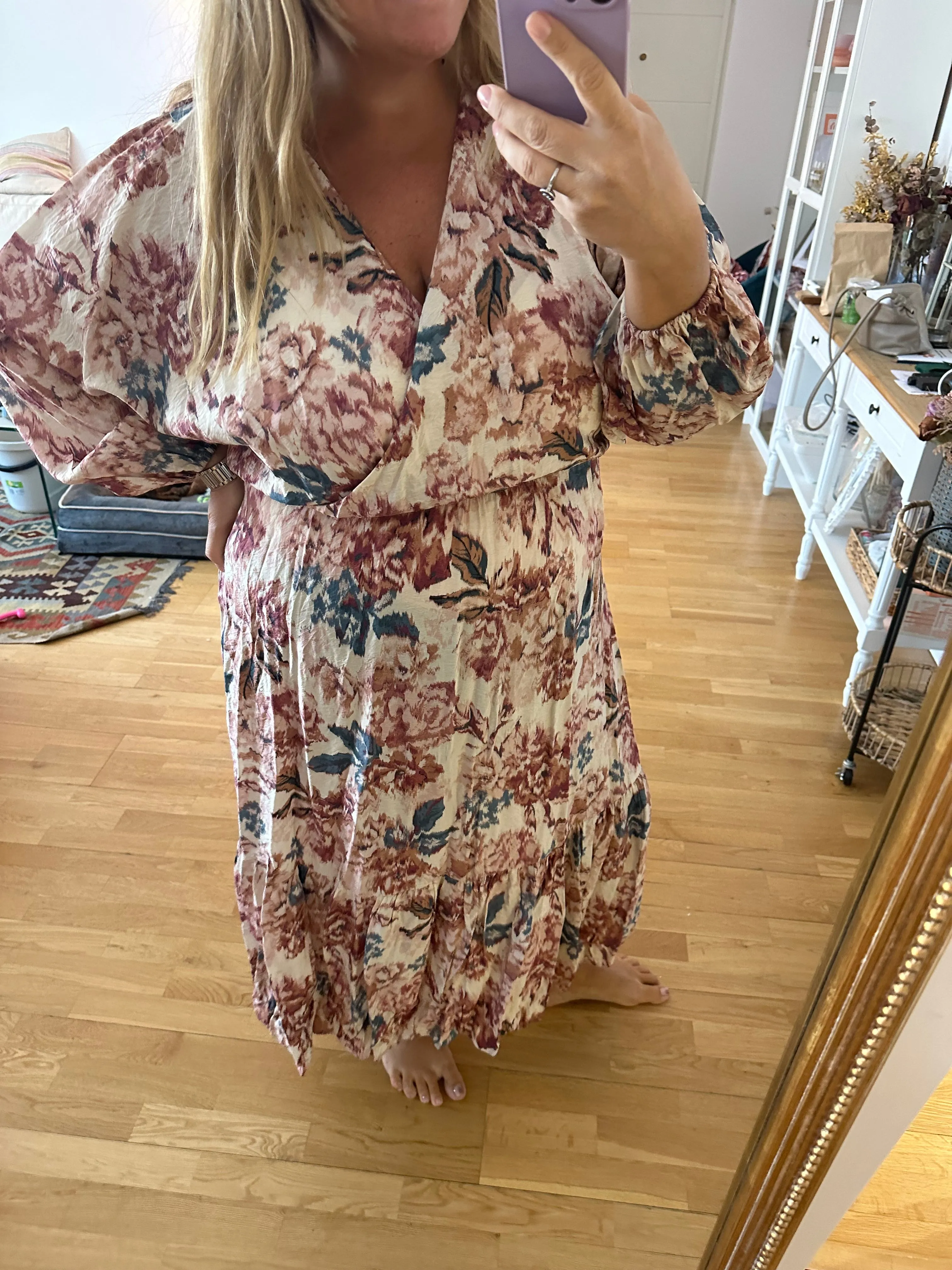 H&M. Vestido beige flores T.xxl