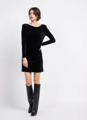 Vestido corto de terciopelo en negro